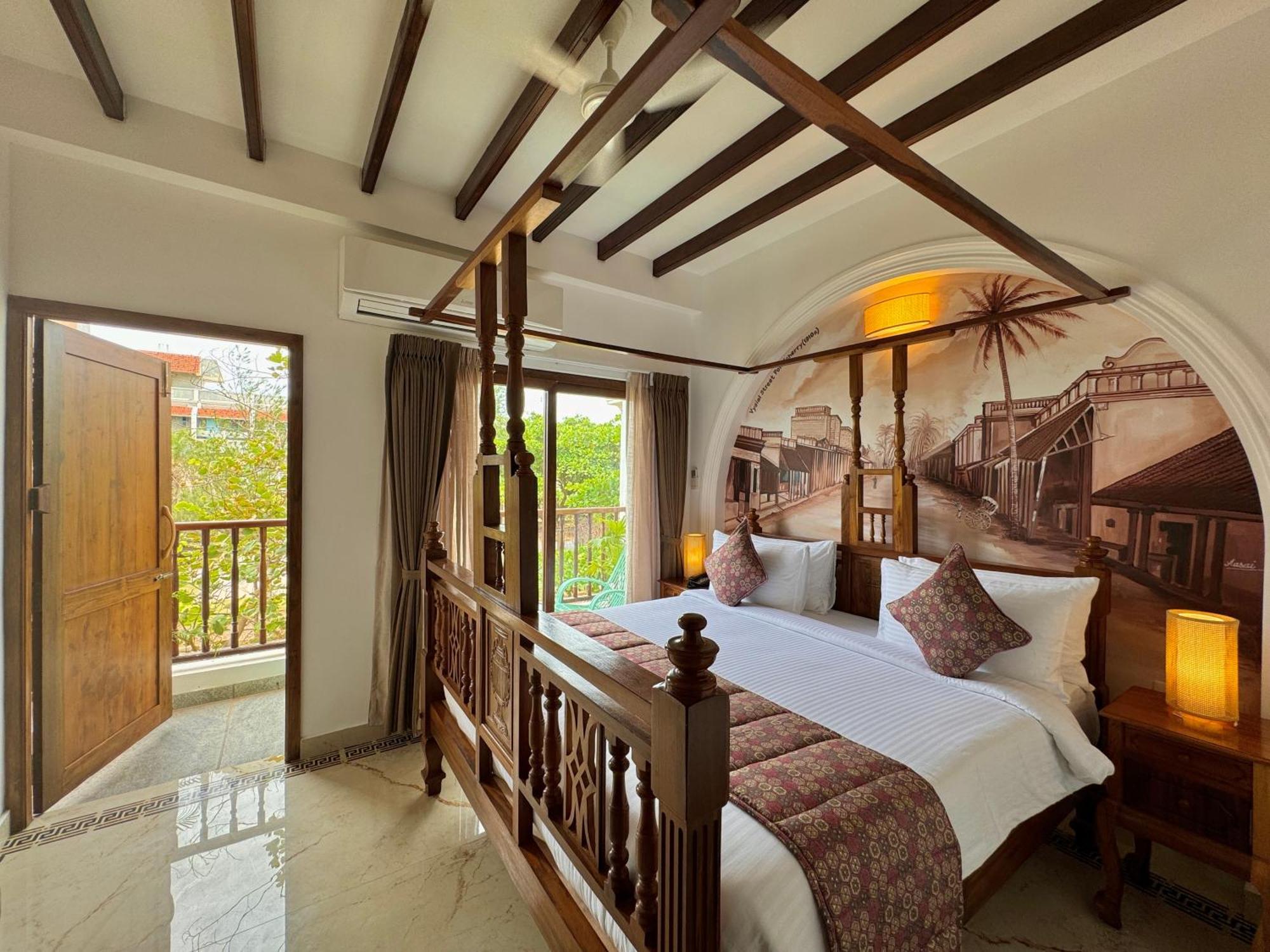 La Plage Seaview Suites 퐁디셰리 외부 사진