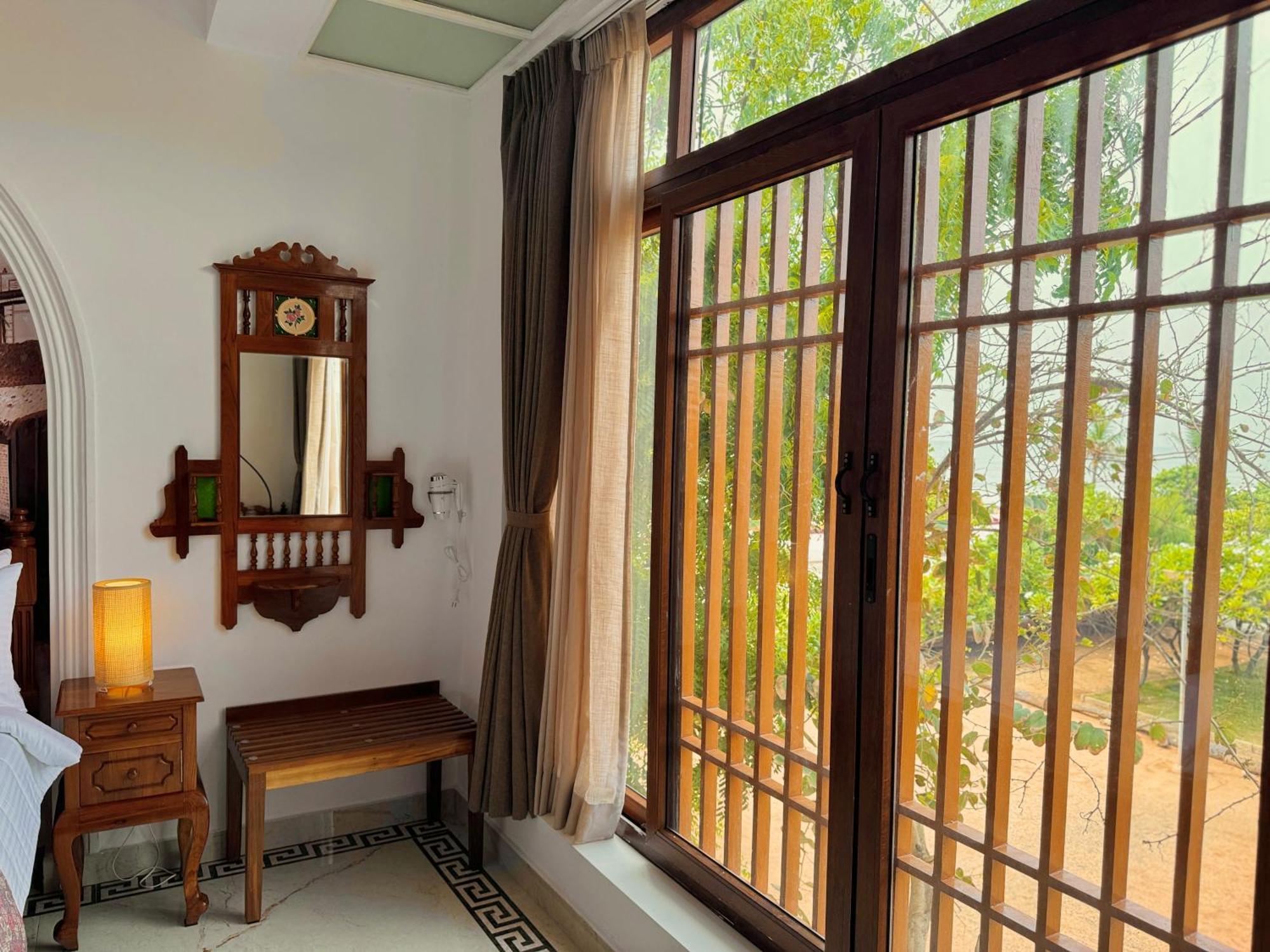 La Plage Seaview Suites 퐁디셰리 외부 사진