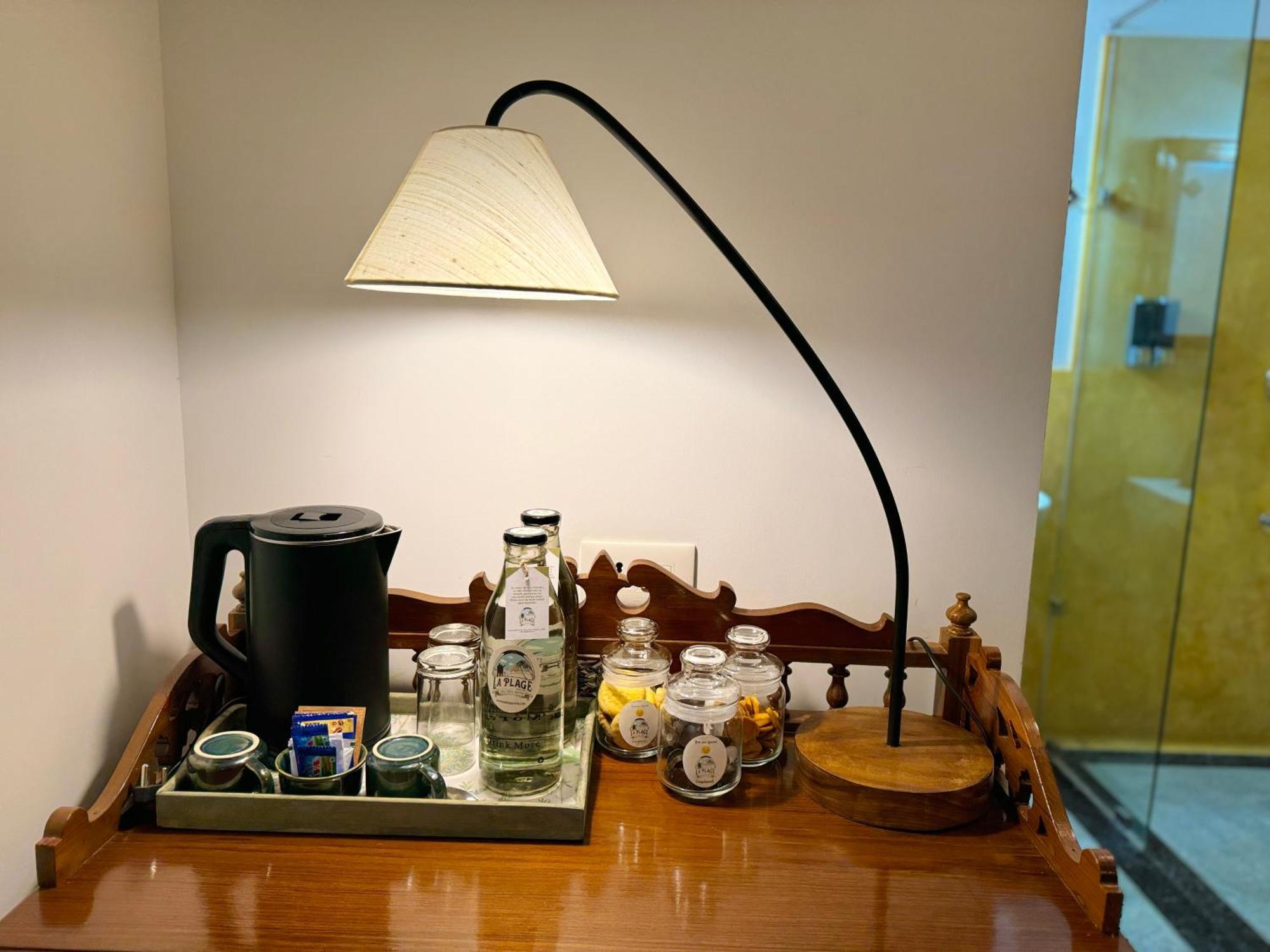 La Plage Seaview Suites 퐁디셰리 외부 사진