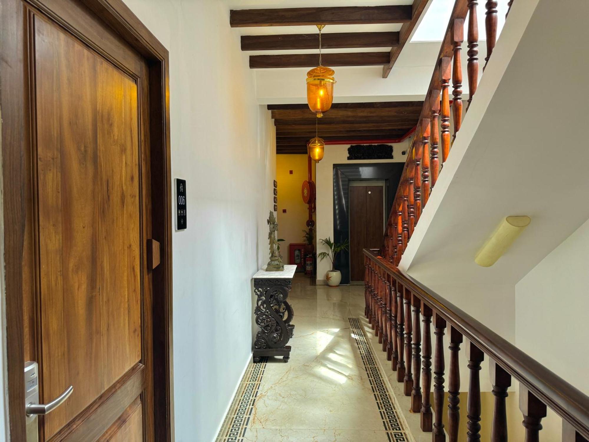 La Plage Seaview Suites 퐁디셰리 외부 사진